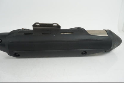 Baksidan på Ljuddämpare från en Yamaha XT 660 X -2005 motorcykel.