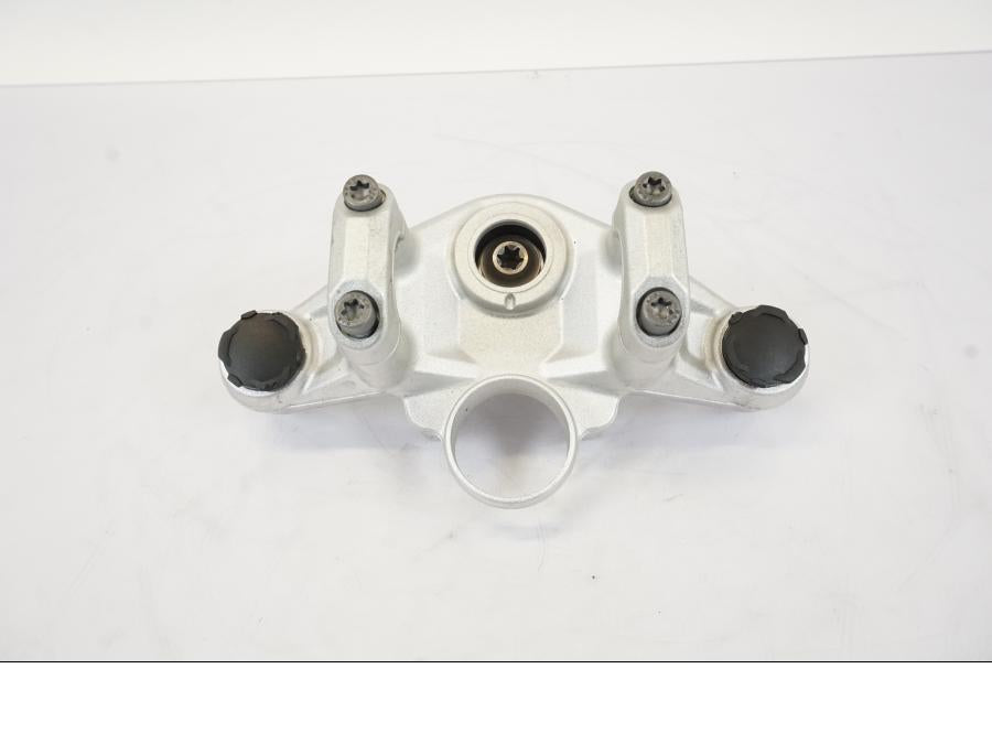 Baksidan på Gaffelkrona från en BMW R 1250 GS -2019 motorcykel.