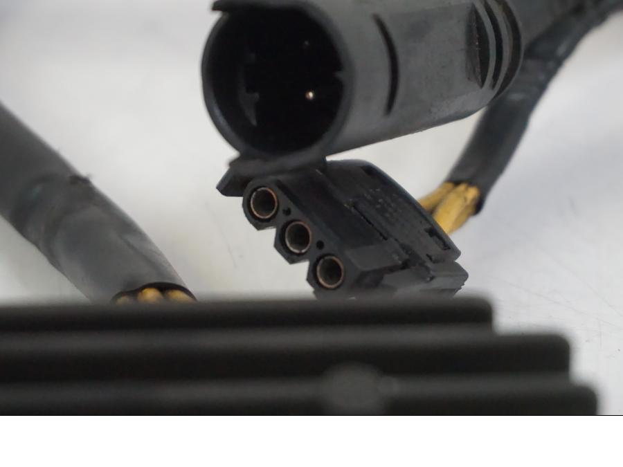 Extrabild1 på Likriktare från en BMW F 650 CS -2002 motorcykel.