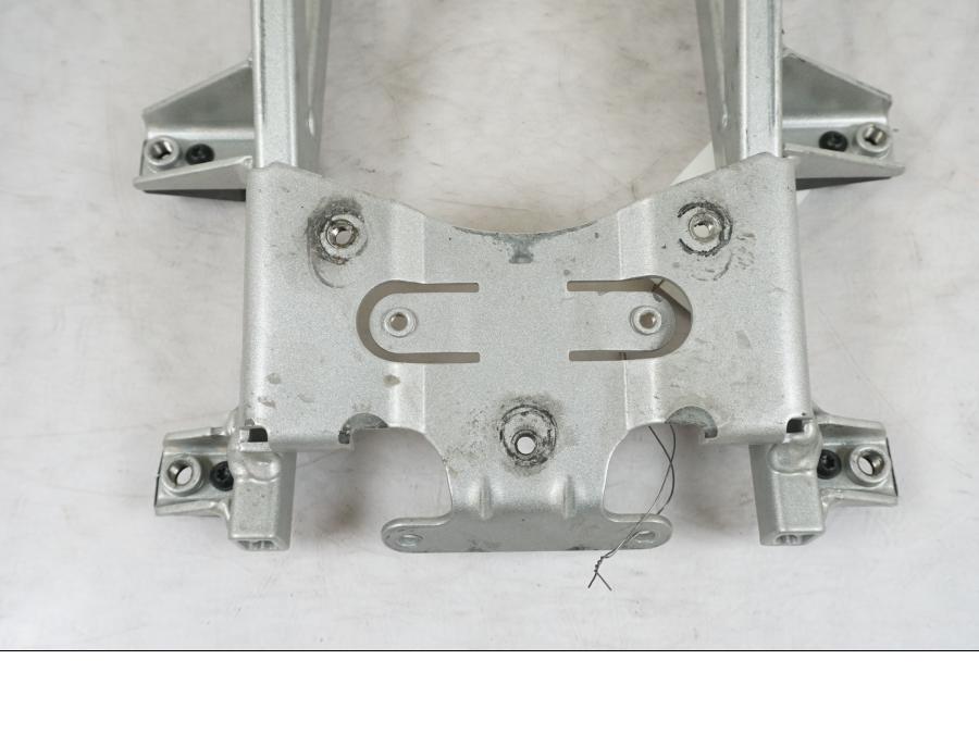 Extrabild1 på Bakram från en KTM 690 SM R -2009 motorcykel.