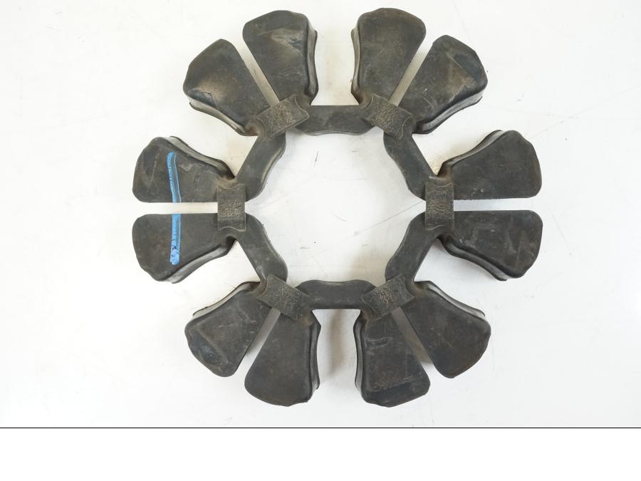 Framsidan på Ryckutjämnare från en Kawasaki NINJA 400 -2020 motorcykel.