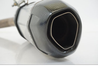 Snett uppifrån på Ljuddämpare Sport från en Suzuki GSX 1300 R -2017 motorcykel.