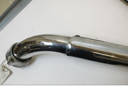 Baksidan på Grenrör från en Suzuki VZ 800 -1997 motorcykel.