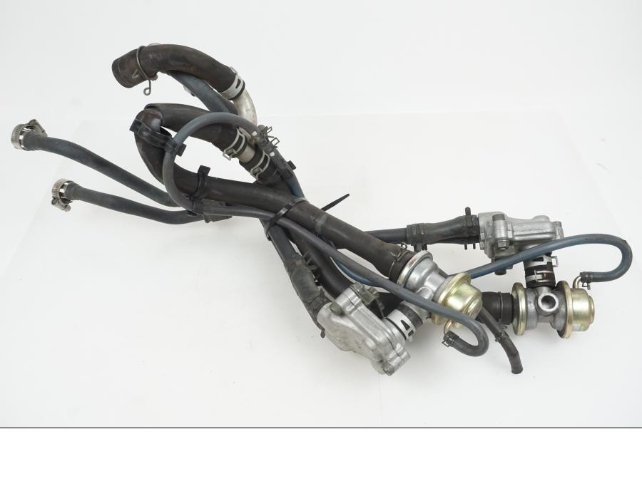 Framsidan på Second Air från en Yamaha XJ 900 -1997 motorcykel.