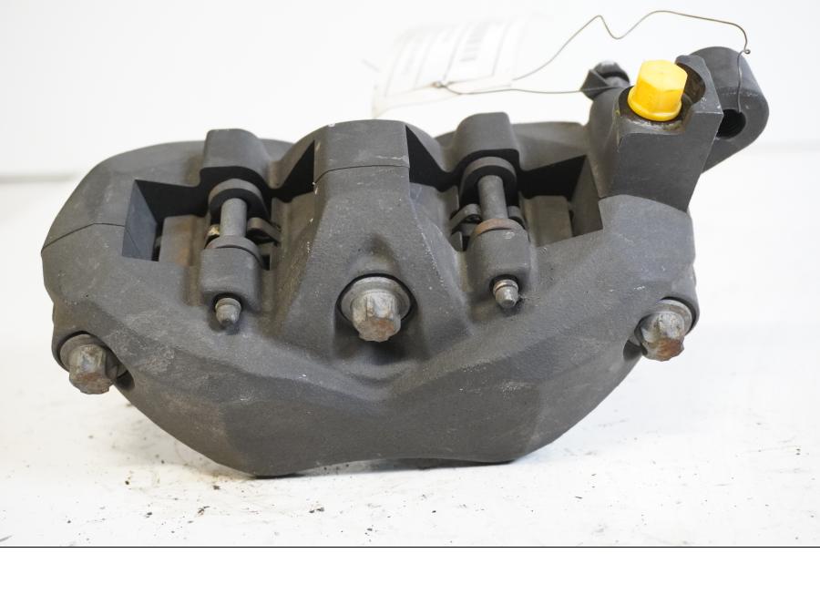 Baksidan på Bromsok från en Yamaha FJR 1300 -2016 motorcykel.