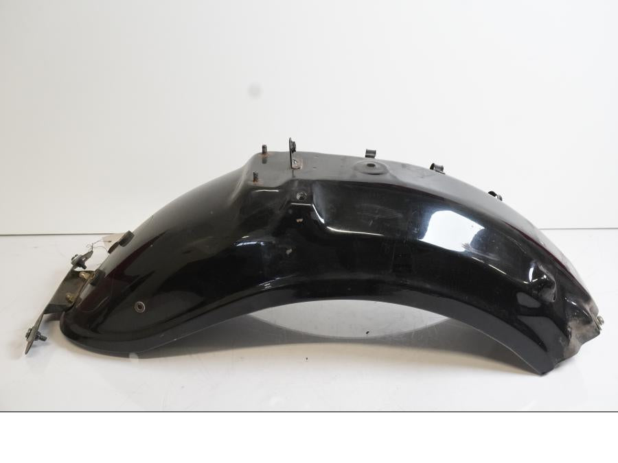 Snett uppifrån på Bakskärm från en Yamaha XV 1100 -1998 motorcykel.