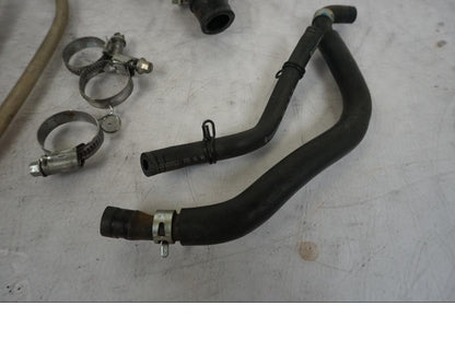 Höger sida på Vattenkyl Slang Set från en Yamaha MT 125 -2017 motorcykel.