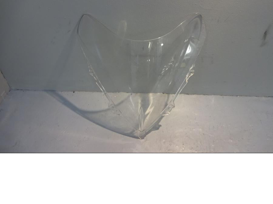 Framsidan på Vindruta från en BMW K 1200 S -2007 motorcykel.