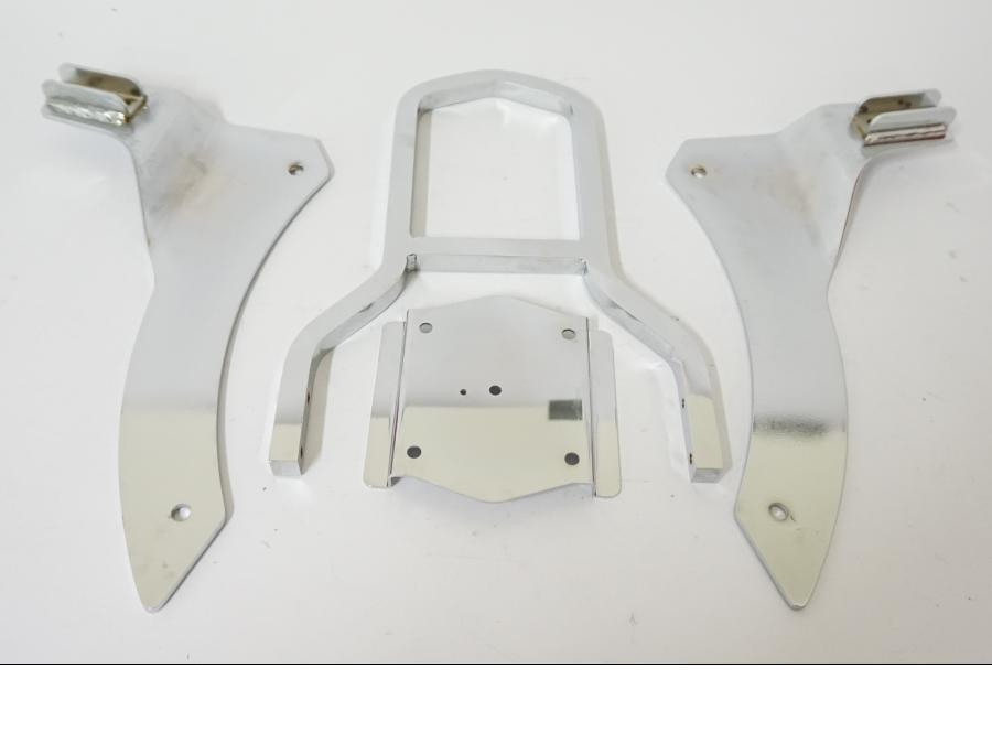 Höger sida på Sissybar från en Yamaha XVS 1100 -2007 motorcykel.