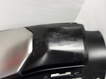 Vänster sida på Bensintankskåpa från en BMW R 1250 RS -2020 motorcykel.