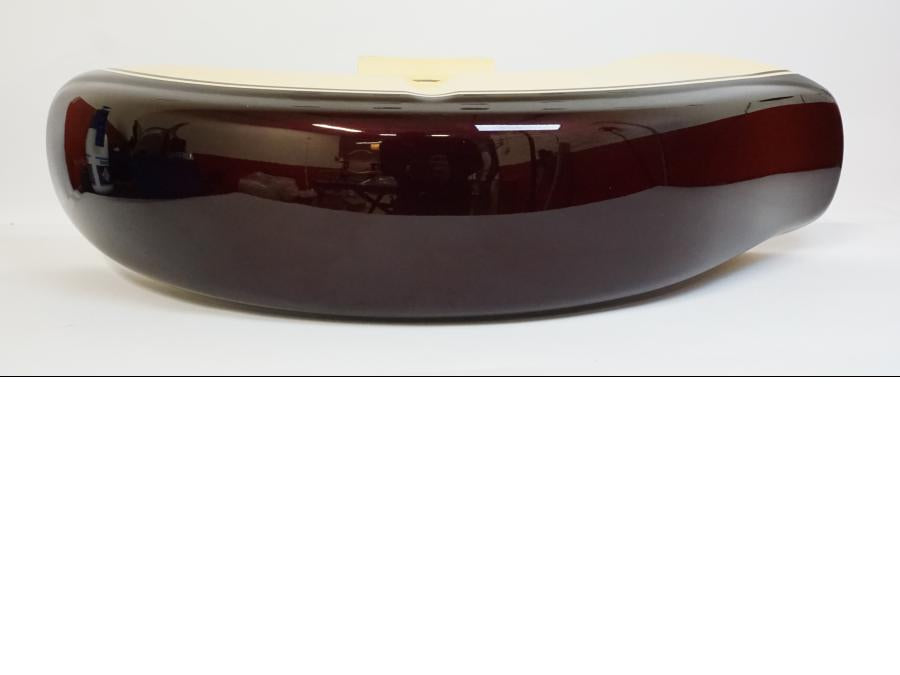 Höger sida på Framskärm från en Kawasaki VN 1500 Classic Tourer -2000 motorcykel.