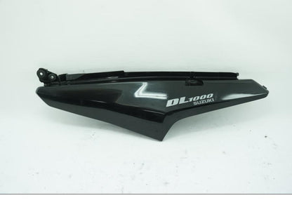 Framsidan på Bakvinge från en Suzuki DL 1000 -2005 motorcykel.