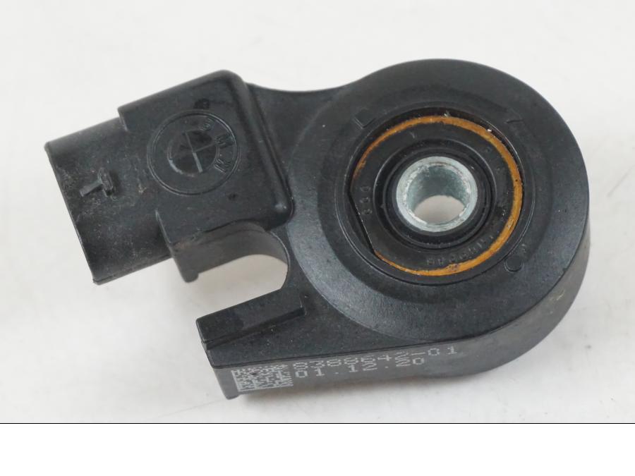 Framsidan på Sidostödsbrytare från en BMW R 1250 GS -2021 motorcykel.