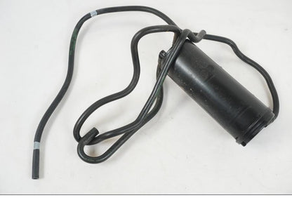 Framsidan på Fuel Evap System från en BMW R 1250 GS -2021 motorcykel.