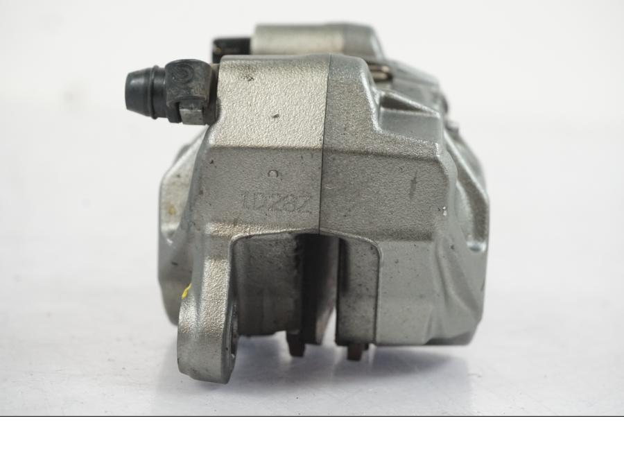 Snett uppifrån på Bromsok från en KTM 1290 Super Duke R -2022 motorcykel.