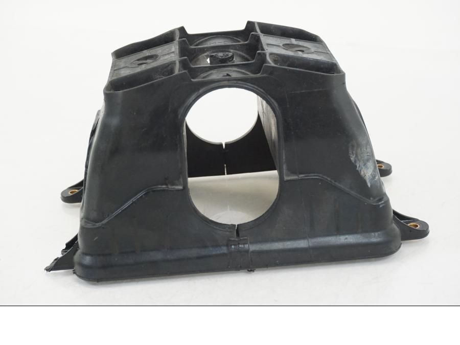 Baksidan på Luftintag från en Ducati Streetfighter V4 -2020 motorcykel.