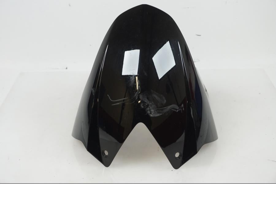 Vänster sida på Framskärm från en KTM 1290 Super Duke GT -2020 motorcykel.