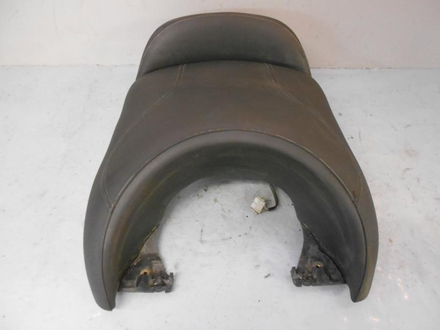 Framsidan på Sadel från en BMW K 1200 LT -2007 motorcykel.