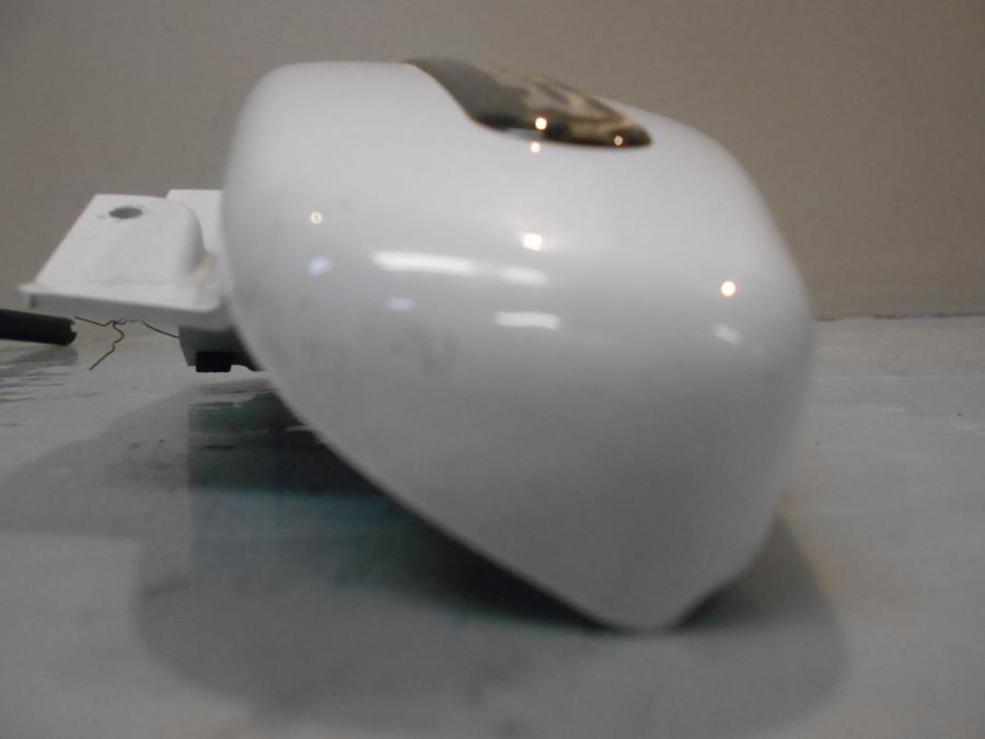 Höger sida på Sidopanel från en Suzuki M 1800 -2010 motorcykel.