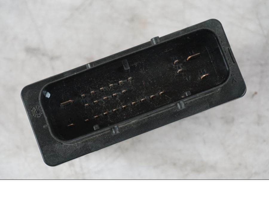 Extrabild1 på Kontrollenhet från en BMW K 1600 GTL -2015 motorcykel.