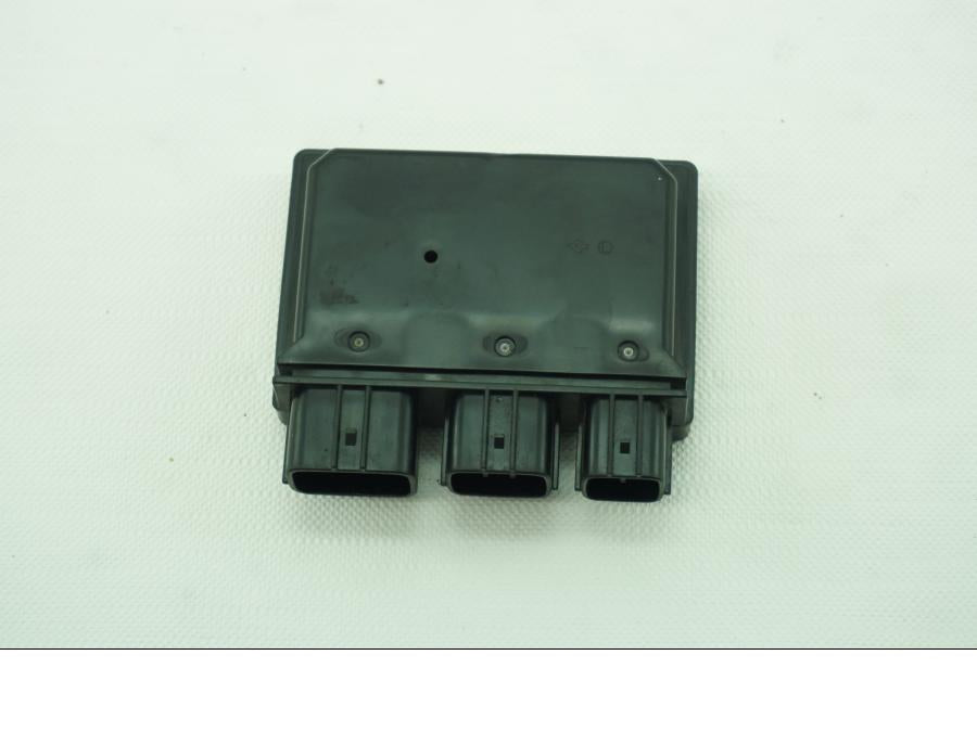 Framsidan på Reläbox från en Kawasaki ZX-6R -2008 motorcykel.