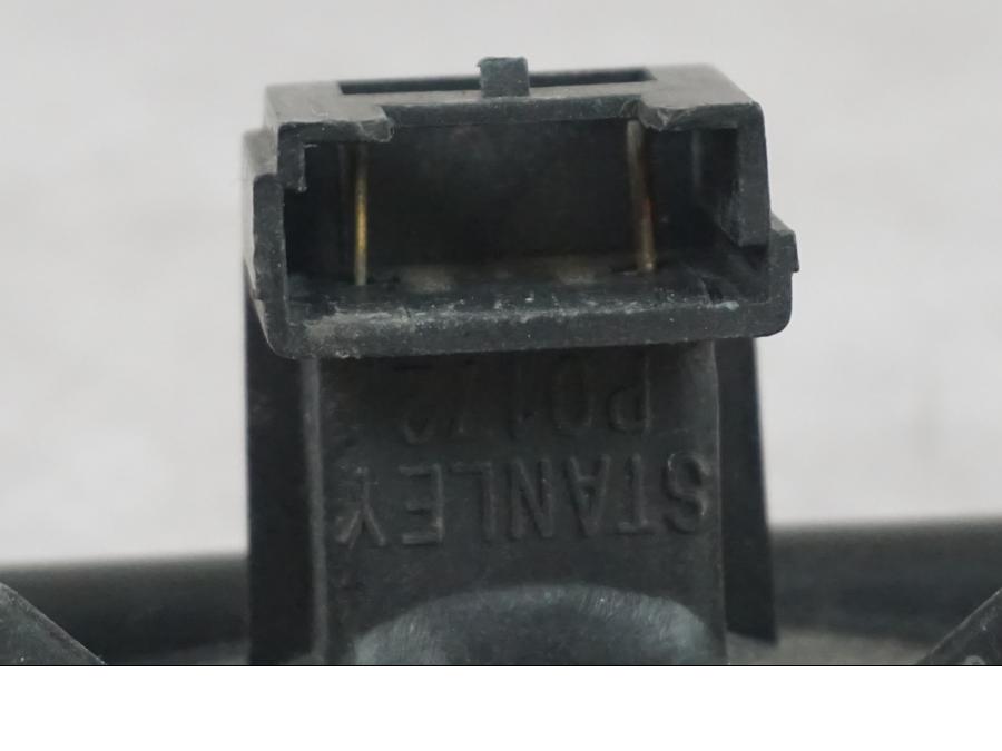 Vänster sida på Positionsljus från en Suzuki SV 650 -1999 motorcykel.