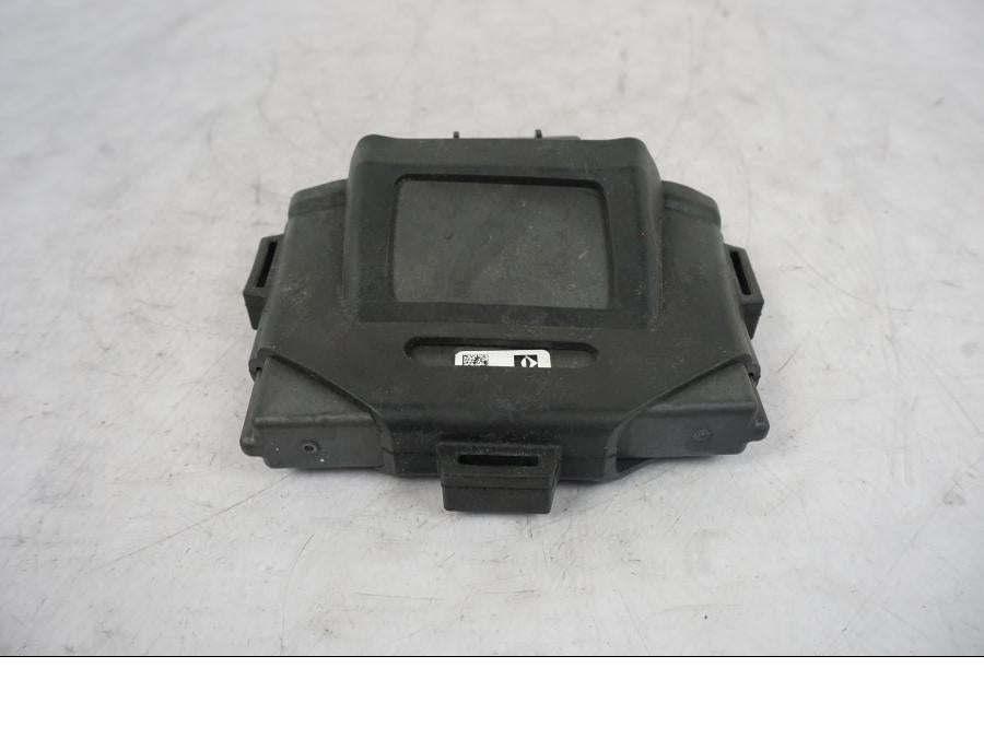 Snett uppifrån på CDI / ECU från en KTM 1290 Super Duke R -2021 motorcykel.