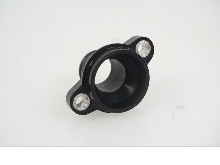 Baksidan på Vattenrör från en KTM 1290 Super Duke R -2021 motorcykel.