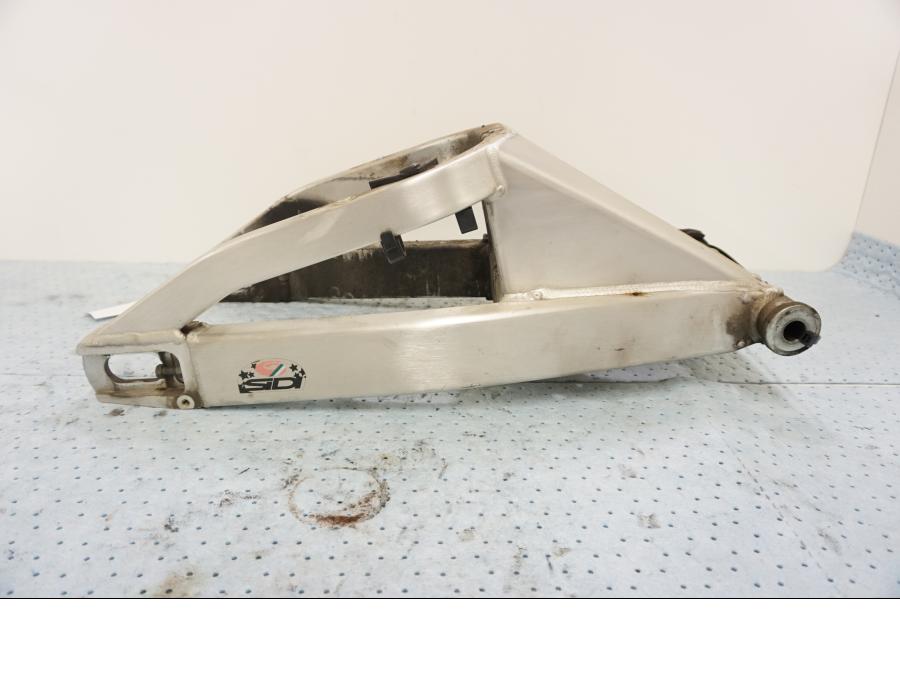 Framsidan på Sving från en Yamaha YZF 1000 R1 -2001 motorcykel.