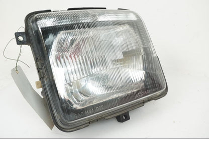 Framsidan på Strålkastare från en BMW K 75 -1992 motorcykel.