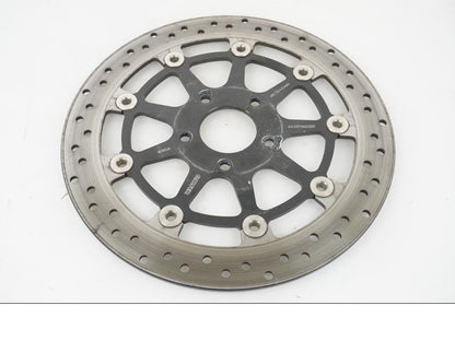 Framsidan på Bromsskiva från en KTM 790 Duke -2019 motorcykel.