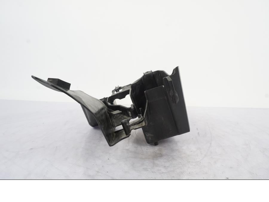 Extrabild1 på Batterihållare från en Kawasaki ER-6N -2012 motorcykel.