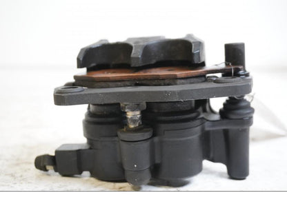 Höger sida på Bromsok från en Triumph Bonneville -2012 motorcykel.