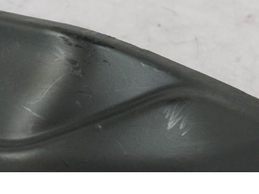 Baksidan på Handskydd från en Yamaha Tenere 700 -2022 motorcykel.