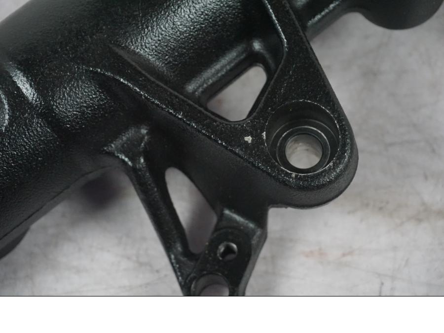 Vänster sida på Gaffelben från en BMW F 800 R -2010 motorcykel.