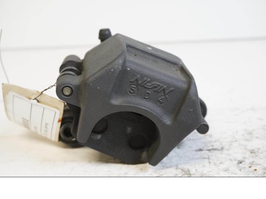 Baksidan på Bromsok från en Buell XB 12 -2006 motorcykel.