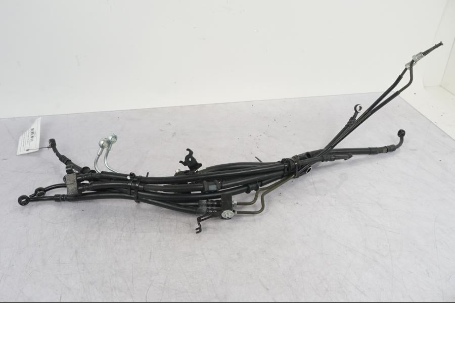 Höger sida på Bromsledning från en Yamaha MT-09 SP -2018 motorcykel.