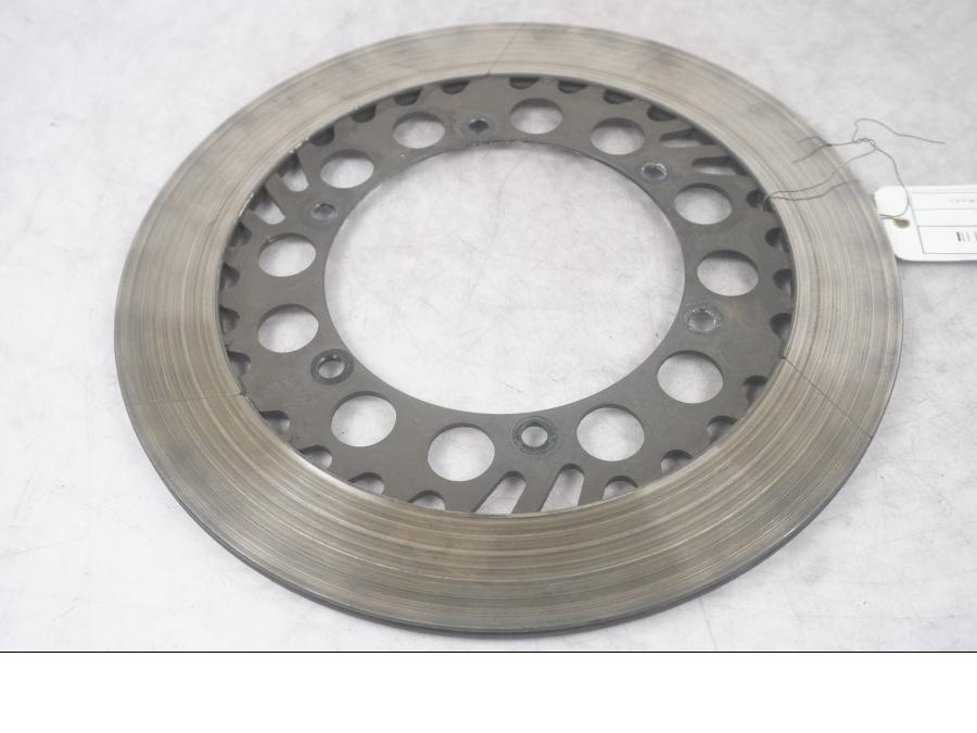Framsidan på Bromsskiva från en Yamaha FJ 1200 -1986 motorcykel.