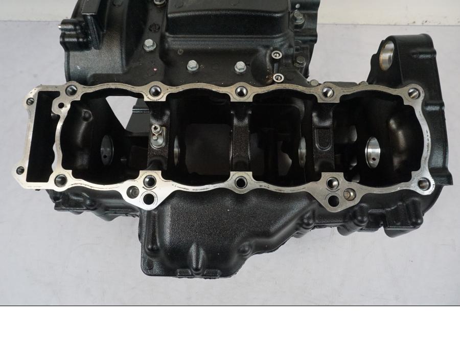 Extrabild4 på Motorblock från en Kawasaki Z 900 -2019 motorcykel.