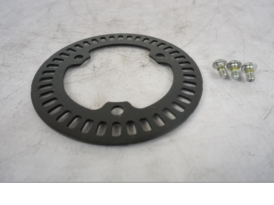 Höger sida på ABS krans från en Yamaha MT-09 -2020 motorcykel.