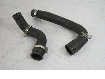 Baksidan på Vattenkyl Slang Set från en Yamaha MT-09 SP -2018 motorcykel.