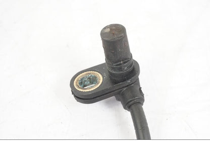 Baksidan på ABS givare från en KTM 690 Duke -2015 motorcykel.