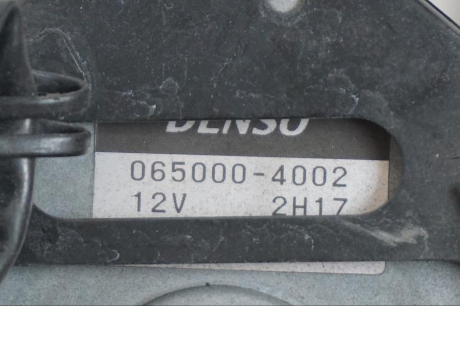 Vänster sida på Vattenkylfläkt från en Yamaha FZ1-S -2006 motorcykel.