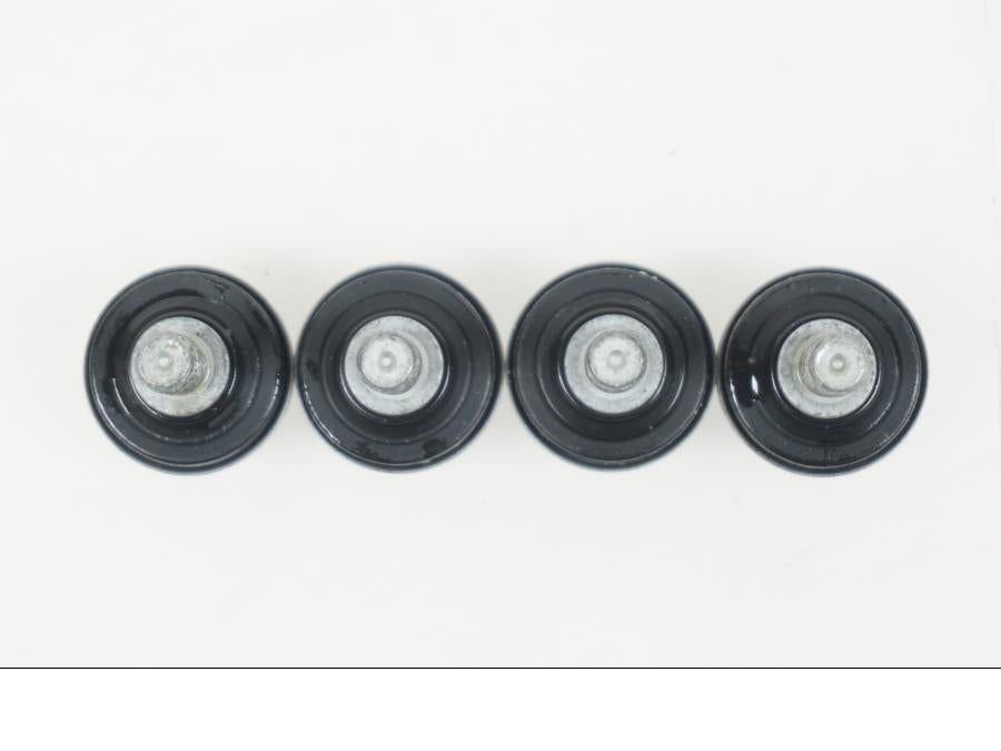 Vänster sida på Skruv / Mutter etc från en BMW F 850 GS -2019 motorcykel.