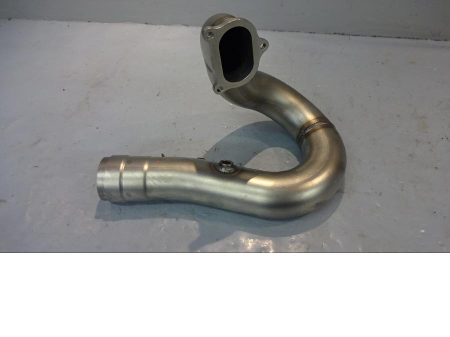 Framsidan på Grenrör från en Ducati Diavel -2016 motorcykel.