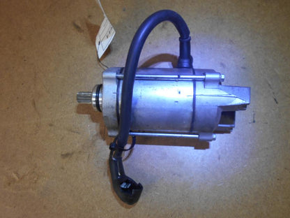 Baksidan på Startmotor från en Honda VT 1100 C -1995 motorcykel.