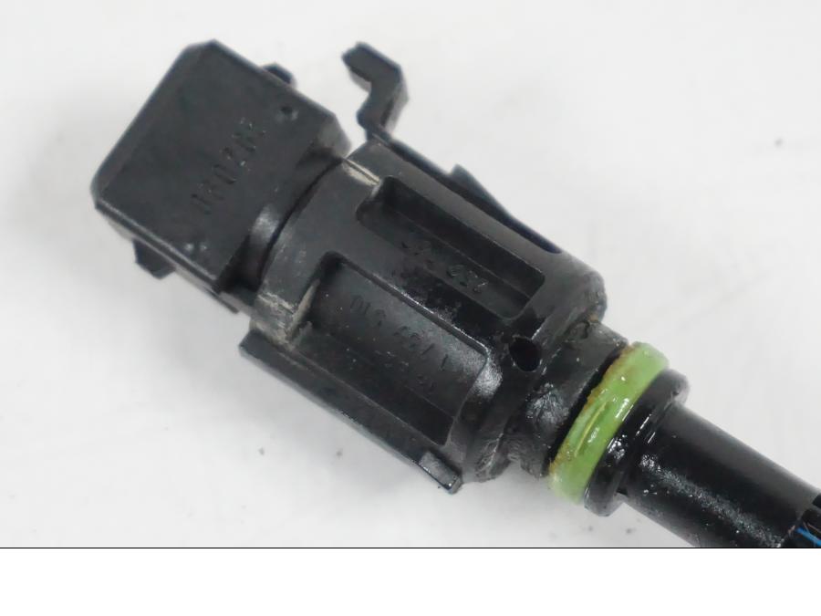 Höger sida på Luftburksensor från en BMW F 650 CS -2002 motorcykel.