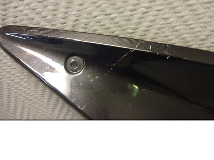 Baksidan på Sidopanel från en BMW F 800 GT -2015 motorcykel.