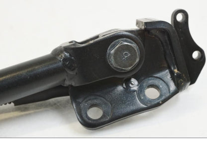 Baksidan på Sidostöd från en Yamaha YZF R7 -2022 motorcykel.