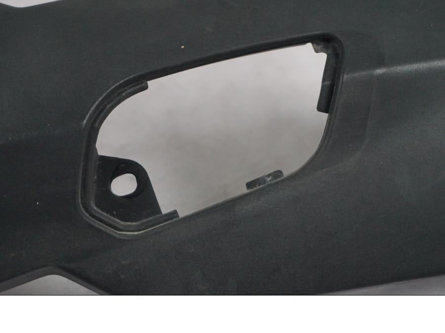 Baksidan på Bakvinge från en BMW R 1200 R -2007 motorcykel.